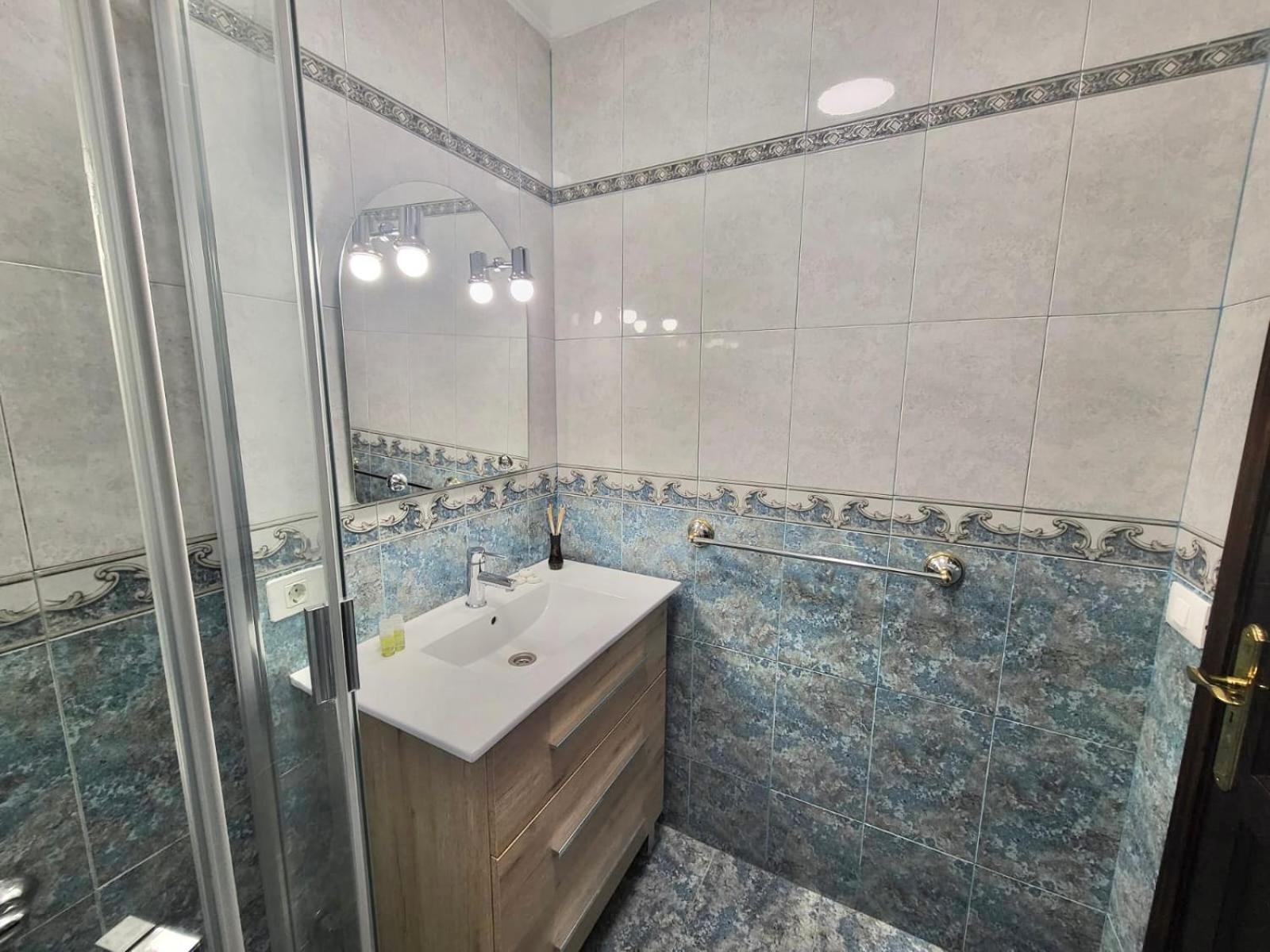 Affordable Holiday Accommodation For Large Families And Groups At Las Canteras Beach With 3 Bedrooms And Free Parking Las Palmas / Gran Canaria Exterior foto